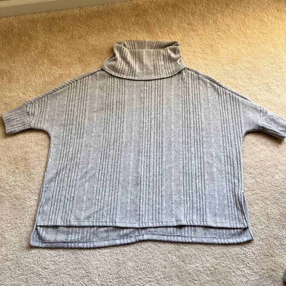Gray Cowl Neck, Ribbed Knit, Dolman Sleeve, Loose Fitting Tunic
